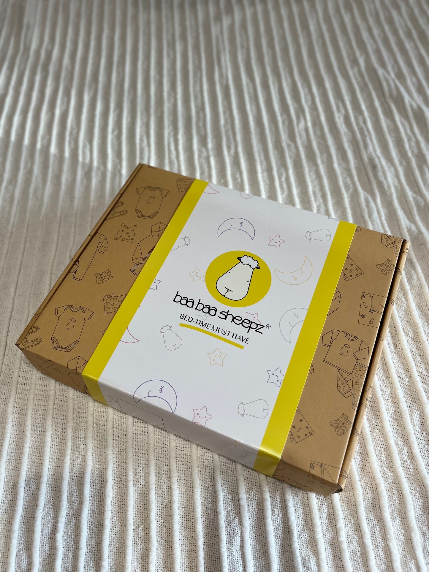 Small Sheepz Yellow Baa Baa Newborn Gift Set