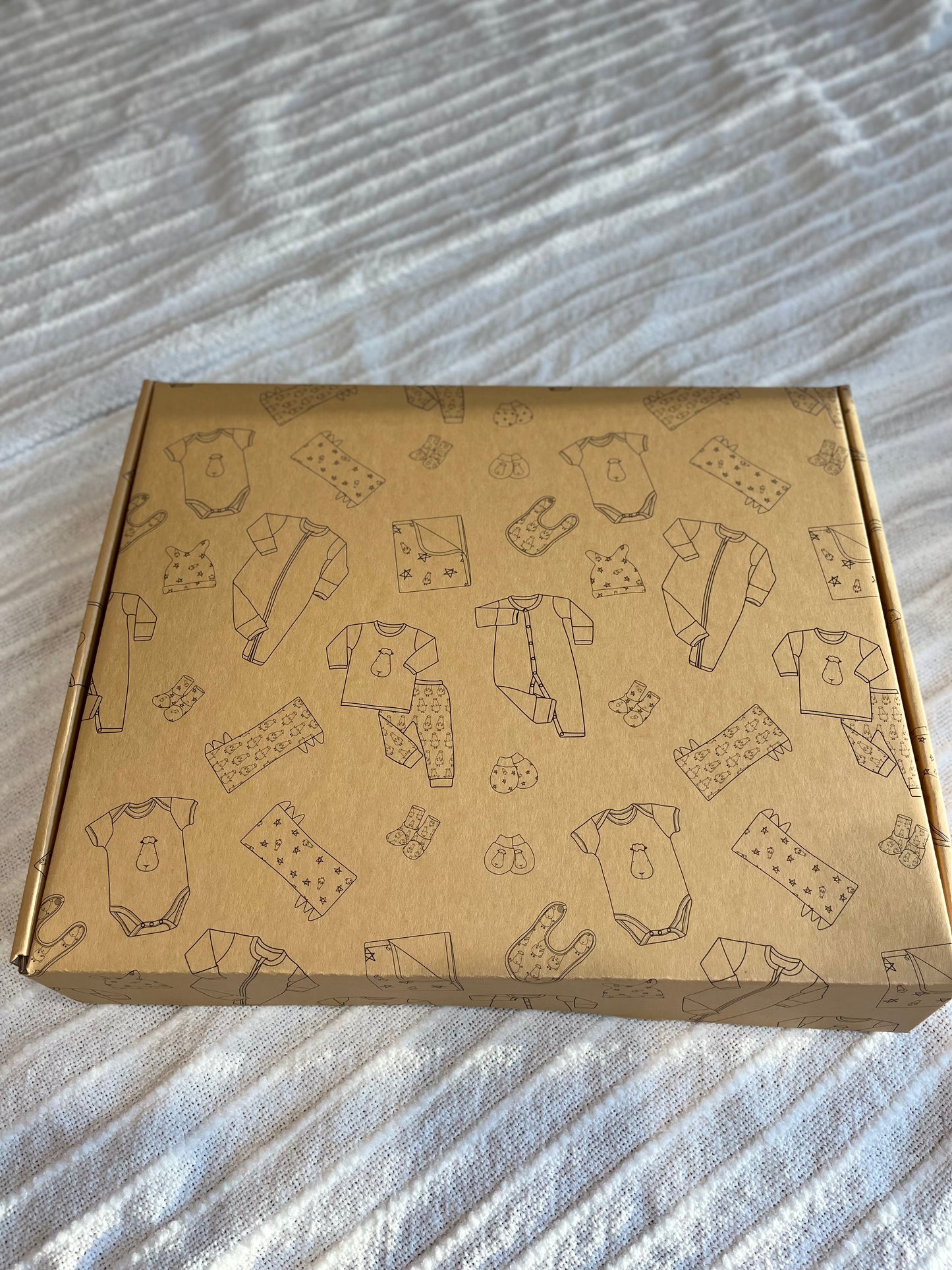 Big Sheepz Baa Baa Grey Newborn Gift Set