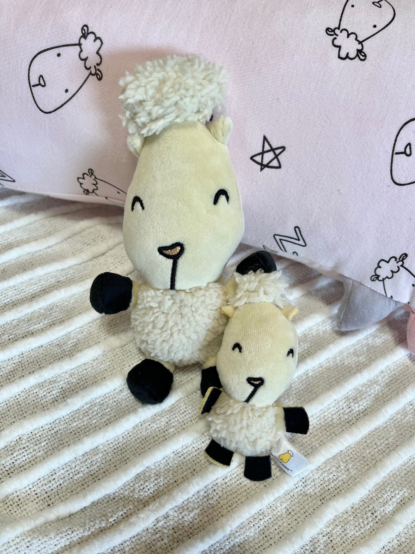 Baa Baa Soft Toy A Fluffy Keychain - 9cm Mini