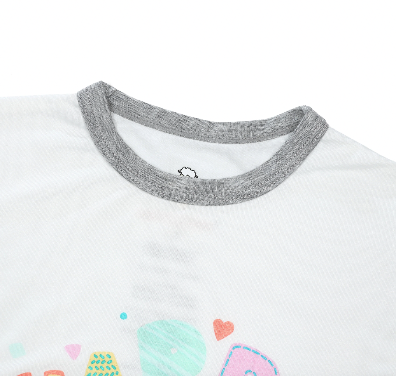 Snoopy PJ Set Short Sleeve Shirt S06 White + Shorts S01 Green